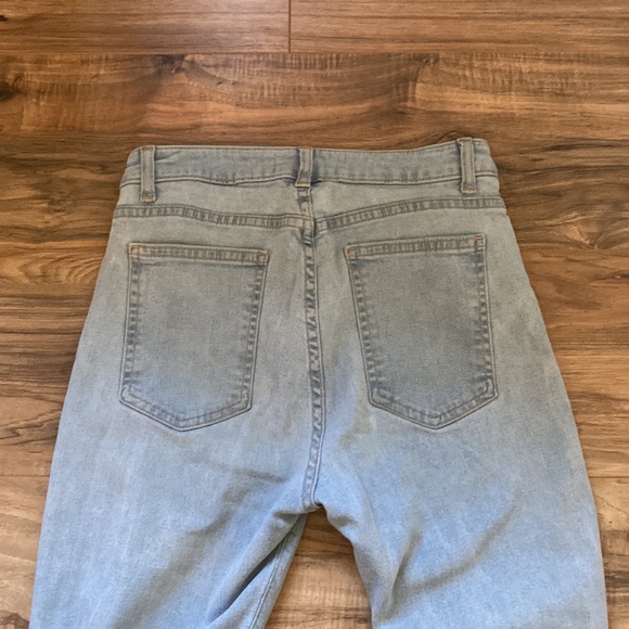 light wash American Apparel high waist, skinny jeans. size 30 - Picture 3 of 3